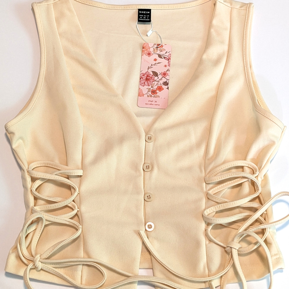 Cream Buttoned Sleeveless Blouse
